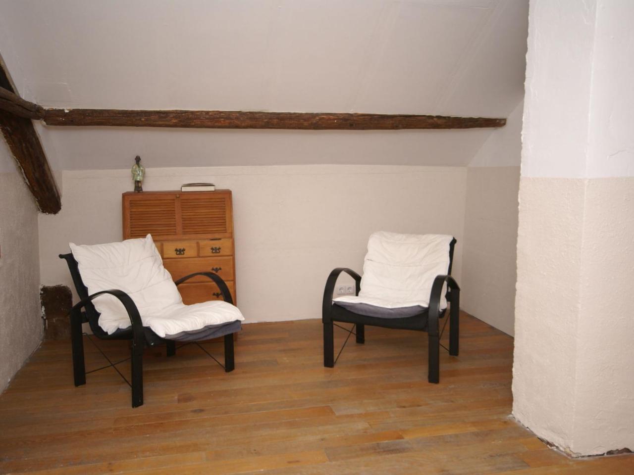 Spacious Holiday Home With Sauna In Celles Sur Plaine เอกิสไฮม์ ภายนอก รูปภาพ
